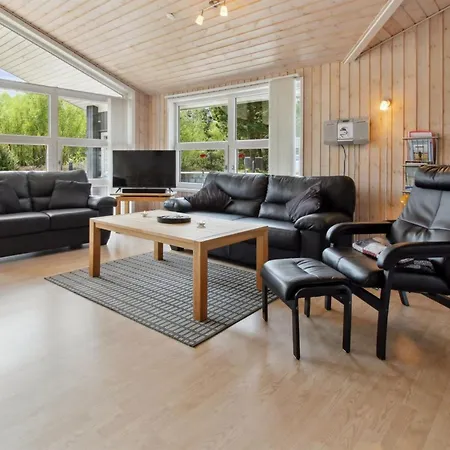 Vakantiehuis Kiowa - 4km From The Sea By Interhome Kongsmark
